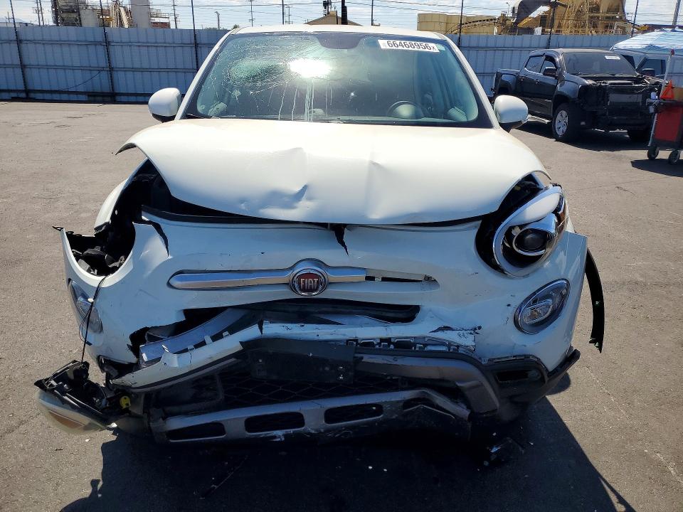 Photo 5 from auction – 2016 FIAT 500X with VIN ZFBCFYCT6GP344467