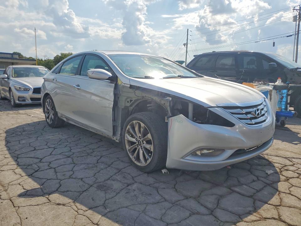 Photo 4 from auction – 2013 HYUNDAI SONATA with VIN 5NPEC4AC8DH699772
