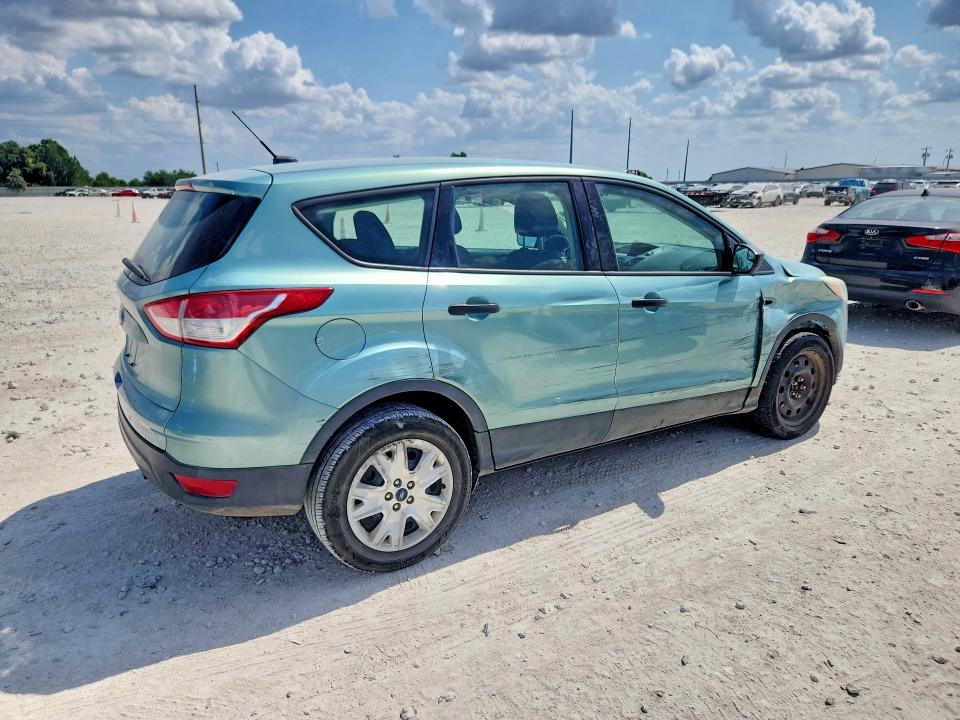 Photo 3 from auction – 2013 FORD ESCAPE with VIN 1FMCU0F75DUD37487