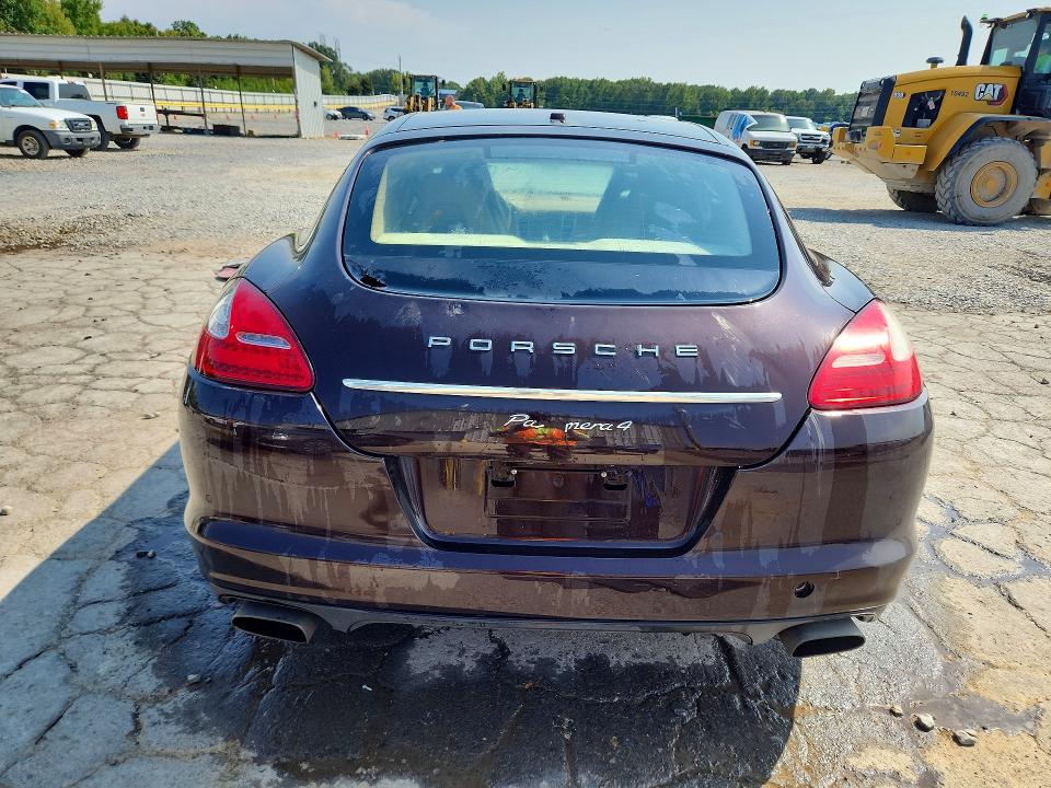 Photo 6 from auction – 2012 PORSCHE PANAMERA with VIN WP0AA2A76CL072106