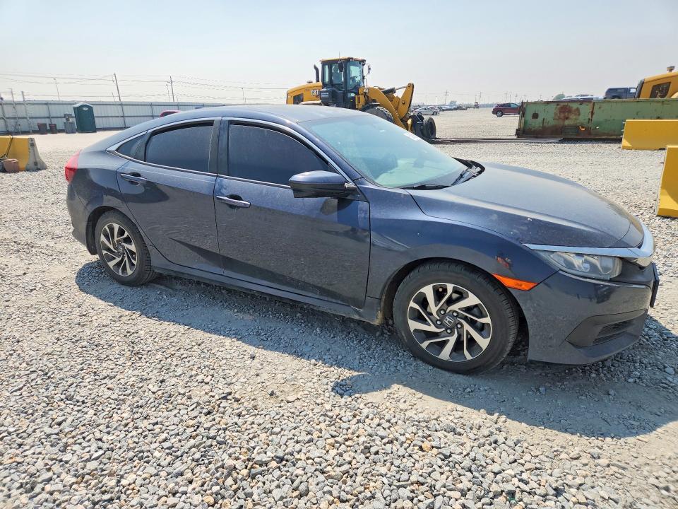 Photo 4 from auction – 2018 HONDA CIVIC with VIN 2HGFC2F77JH538940