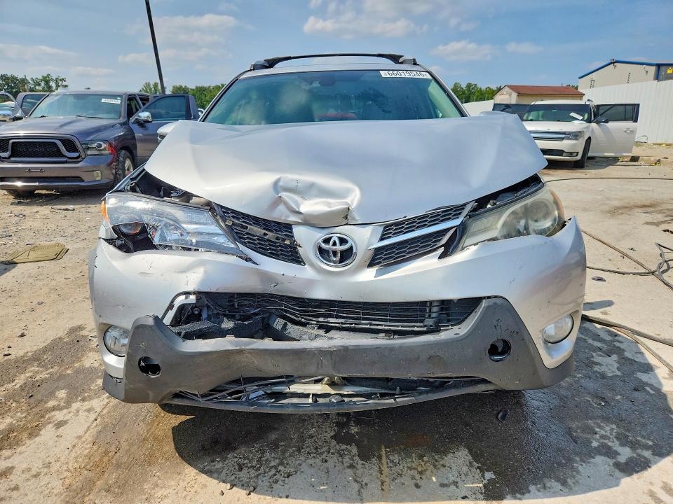 Photo 5 from auction – 2014 TOYOTA RAV4 with VIN 2T3DFREV3EW154360