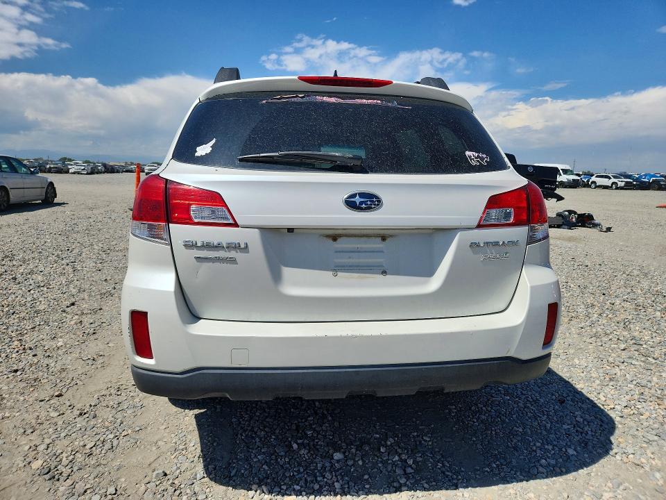 Photo 6 from auction – 2014 SUBARU OUTBACK with VIN 4S4BRBLC6E3258816