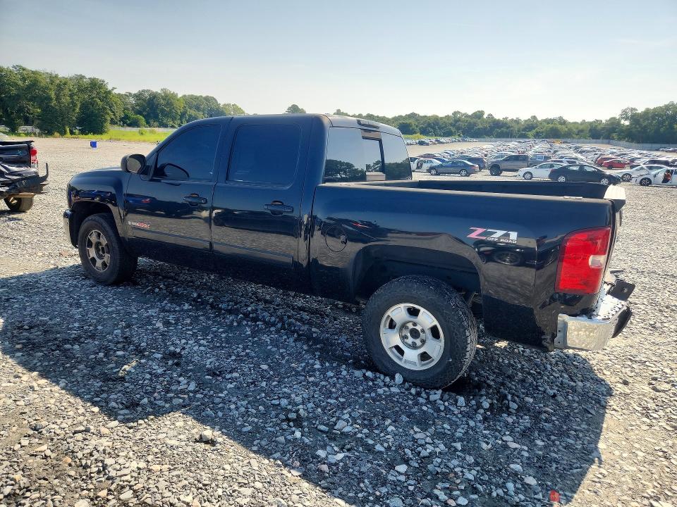 Photo 2 from auction – 2007 CHEVROLET SILVERADO with VIN 2GCEC13YX71534464