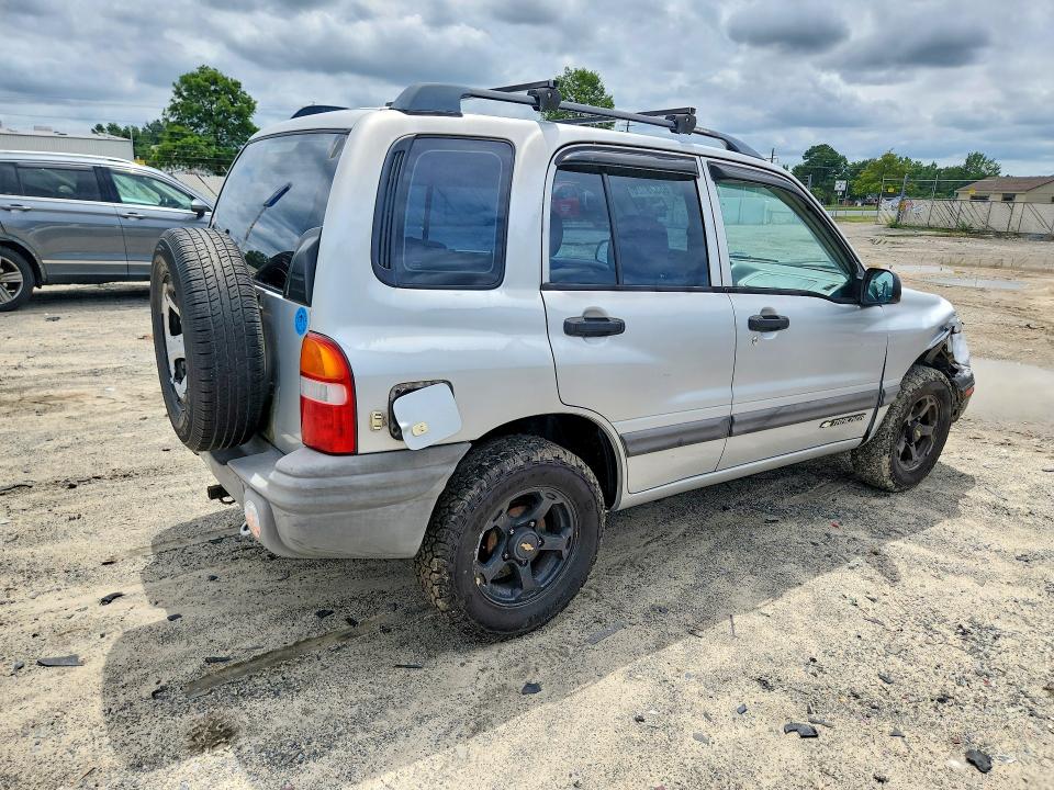 صورة رقم 3 من المزاد - 2000 CHEVROLET TRACKER مع VIN 2CNBJ13C4Y6942309