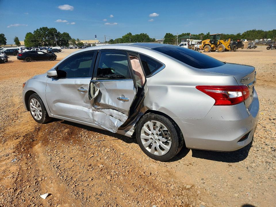 Photo 2 from auction – 2018 NISSAN SENTRA with VIN 3N1AB7APXJY292639