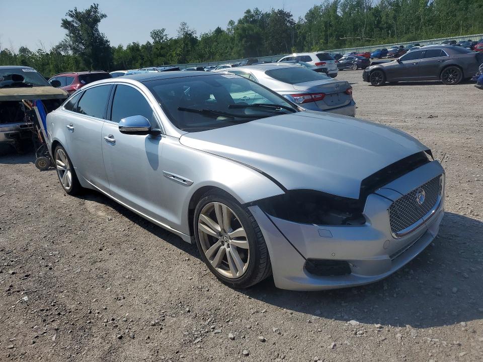 Photo 4 from auction – 2012 JAGUAR XJL with VIN SAJWA2GB9CLV32409