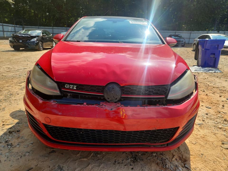 Photo 5 from auction – 2015 VOLKSWAGEN GTI with VIN 3VW5T7AU5FM008234