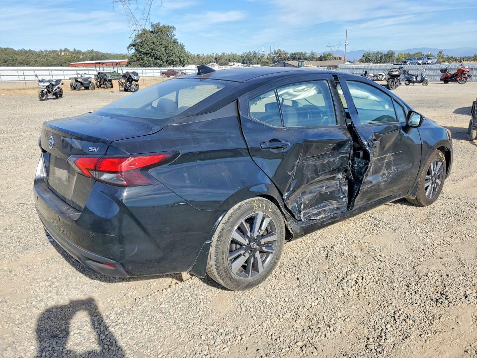 Photo 3 from auction – 2020 NISSAN VERSA with VIN 3N1CN8EV4LL894130