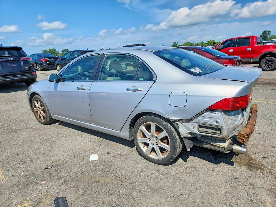 Photo 2 from auction – 2004 ACURA TSX with VIN JH4CL96834C027914