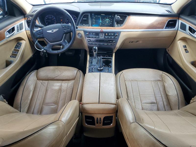 Photo 8 from auction – 2015 HYUNDAI GENESIS with VIN KMHGN4JE2FU069223