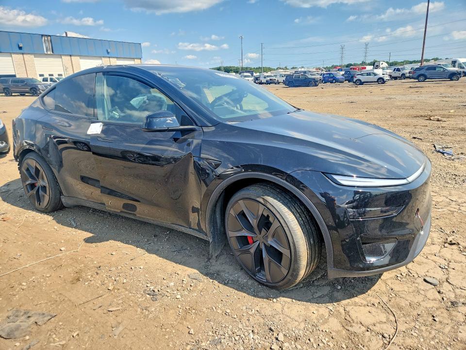 Photo 4 from auction – 2026 TESLA MODEL Y with VIN 7SAYGDET3TA688445