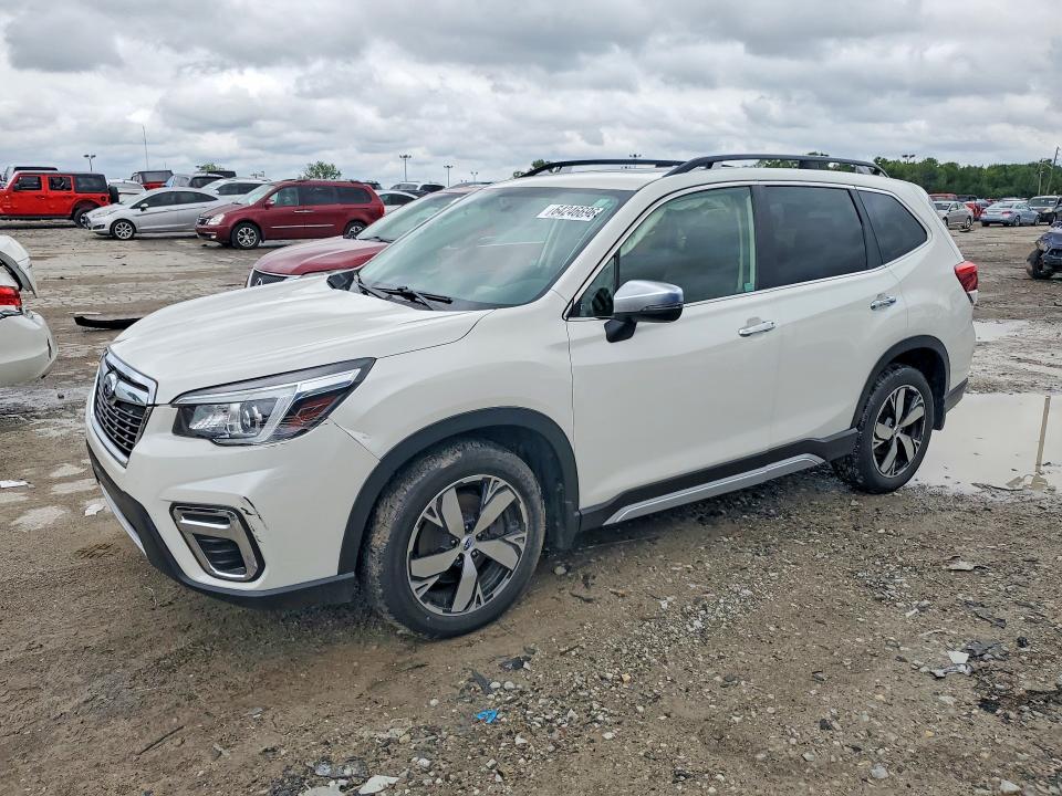 SUBARU FORESTER 2019 con VIN JF2SKAWC1KH472076 - Foto de la subasta