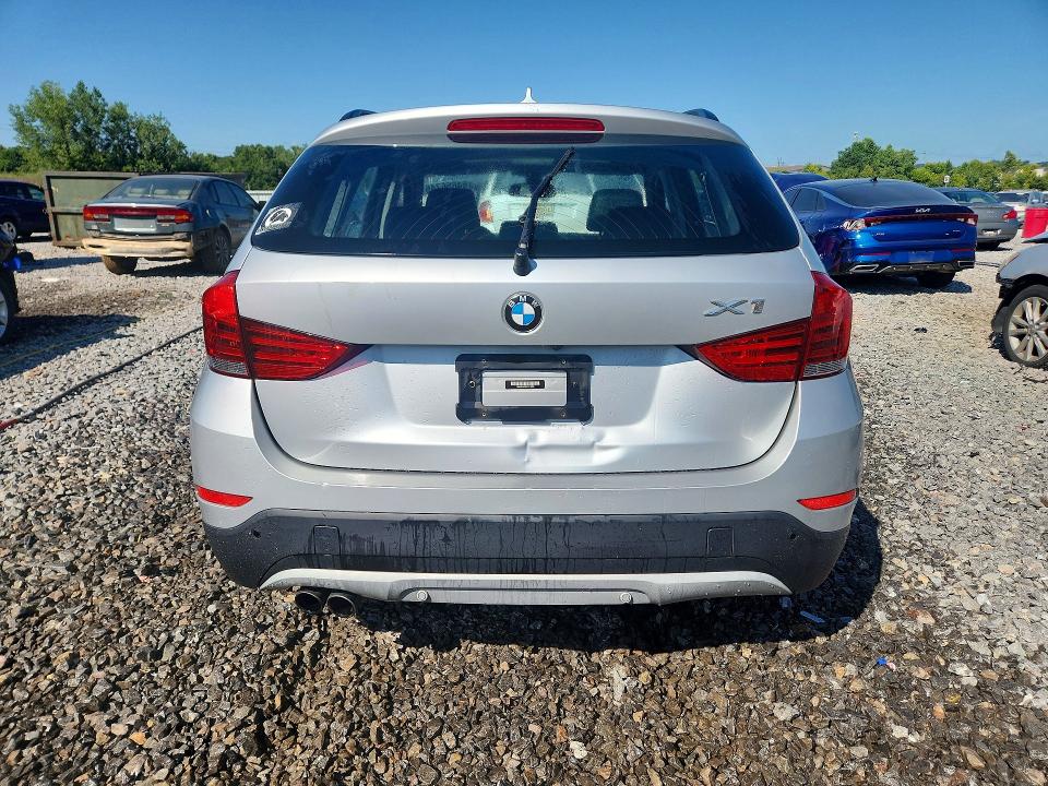 Photo 6 from auction – 2015 BMW X1 with VIN WBAVM1C56FV314896