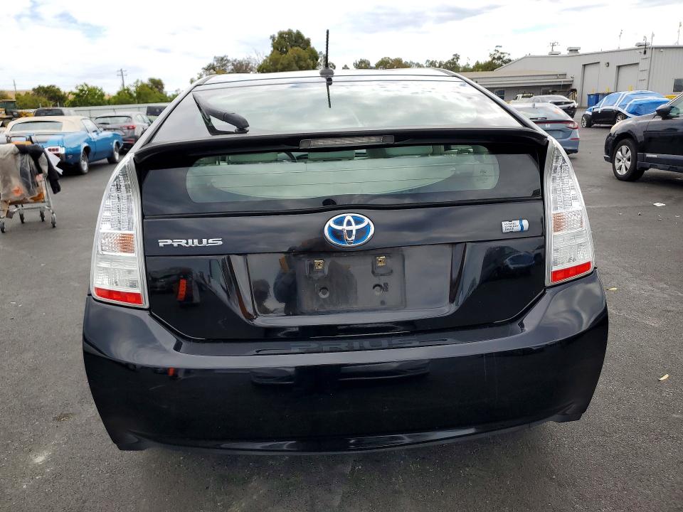 Photo 6 from auction – 2011 TOYOTA PRIUS with VIN JTDKN3DUXB0257694