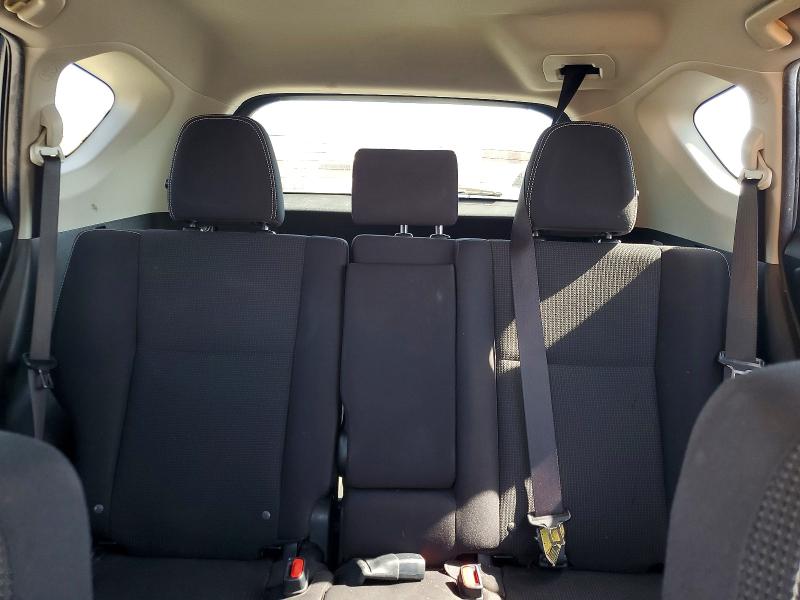 Photo 10 from auction – 2018 TOYOTA RAV4 with VIN JTMWFREV6JJ190299