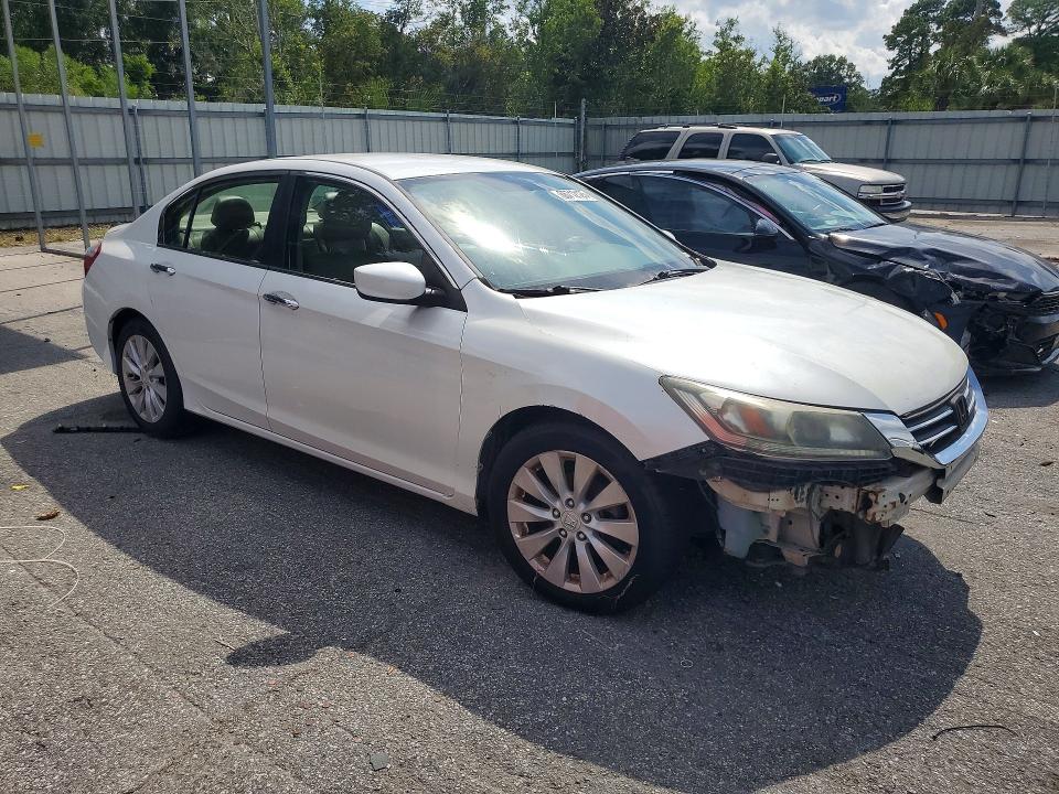 Photo 4 from auction – 2014 HONDA ACCORD with VIN 1HGCR2F37EA154918