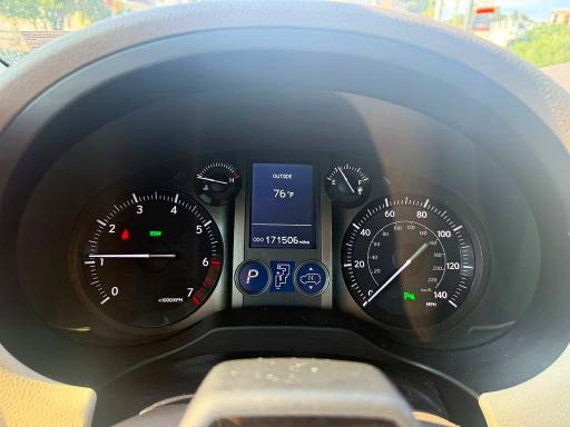 Photo 11 from auction – 2014 LEXUS GX with VIN JTJJM7FX6E5070423