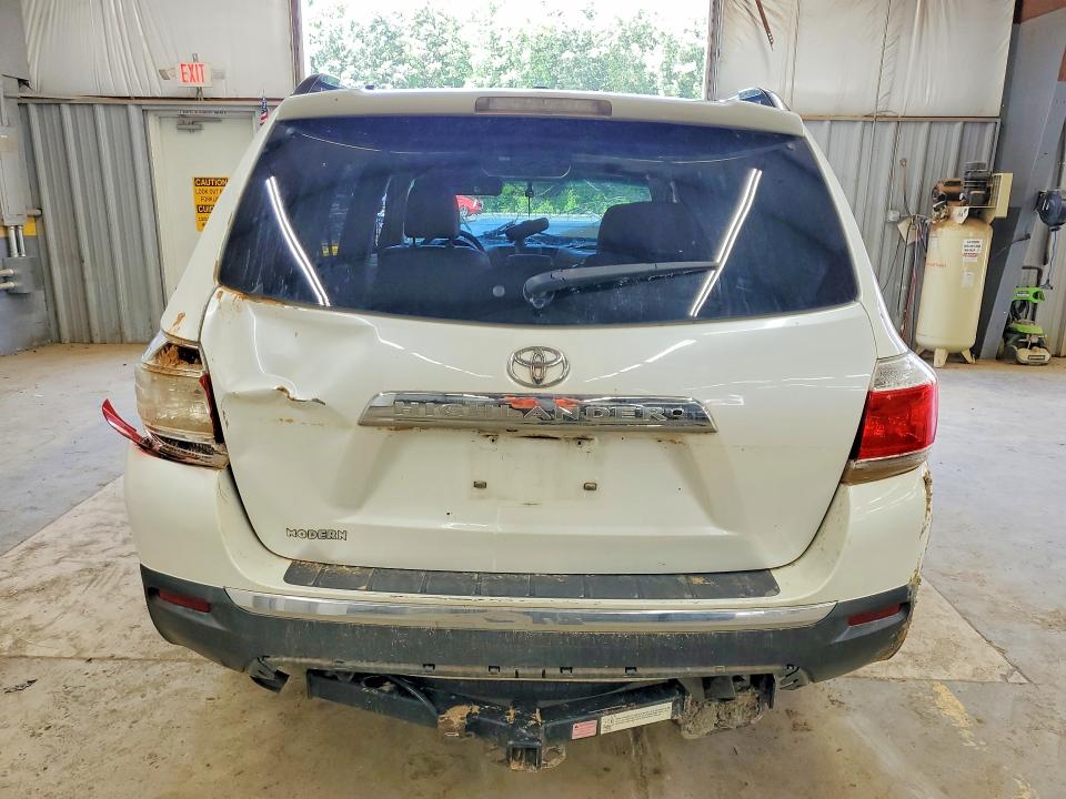 Photo 6 from auction – 2012 TOYOTA HIGHLANDER with VIN 5TDYK3EH4CS078537