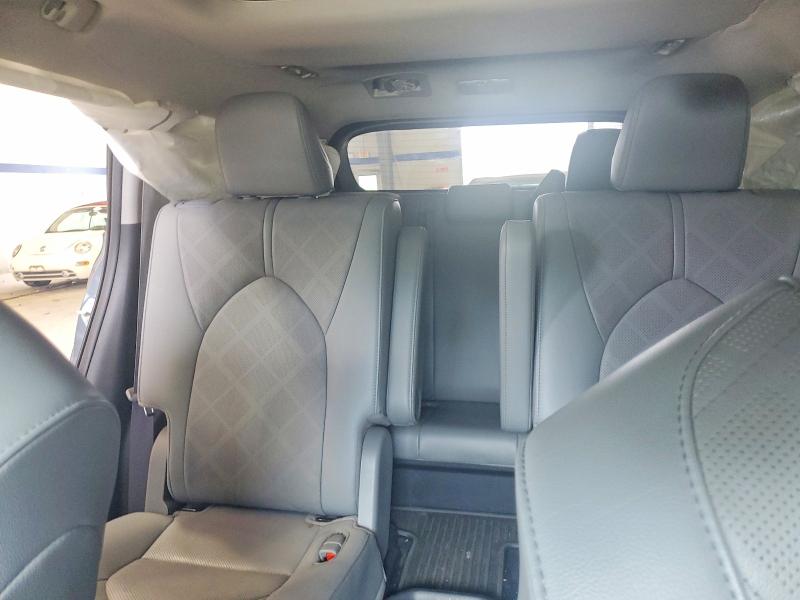 Photo 10 from auction – 2021 TOYOTA HIGHLANDER with VIN 5TDEBRCH6MS067808
