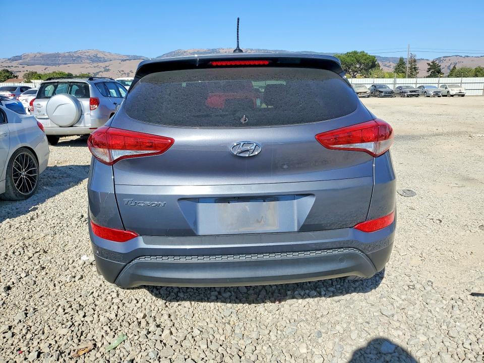 Photo 6 from auction – 2016 HYUNDAI TUCSON with VIN KM8J23A46GU209890
