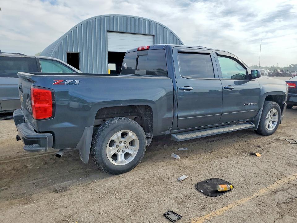 Photo 3 from auction – 2018 CHEVROLET SILVERADO with VIN 3GCUKRECXJG565579