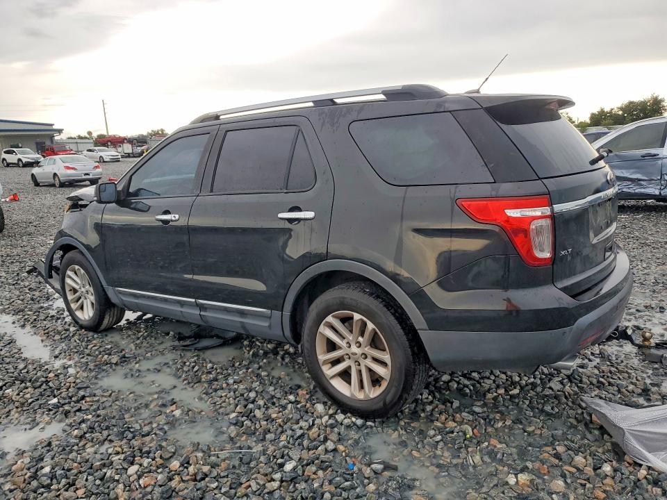 Photo 2 from auction – 2014 FORD EXPLORER with VIN 1FM5K7D81EGC55257