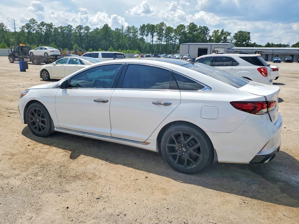 Photo 2 from auction – 2019 HYUNDAI SONATA with VIN 5NPE34AB5KH800481