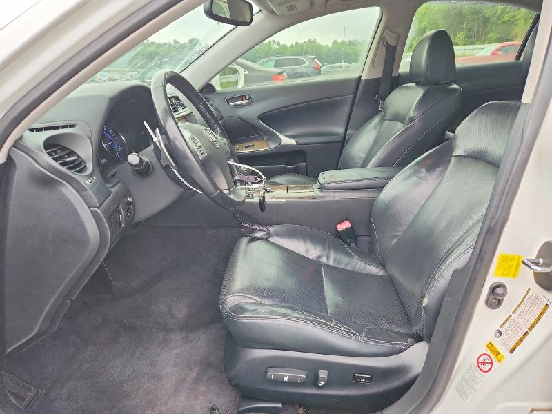 Photo 7 from auction – 2012 LEXUS IS with VIN JTHCF5C25C5056396