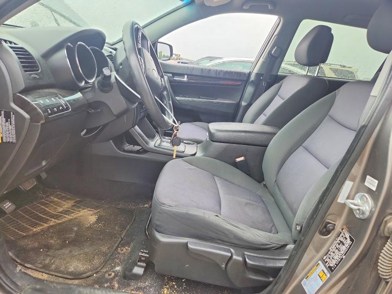 Photo 7 from auction – 2012 KIA SORENTO with VIN 5XYKTDA63CG236750