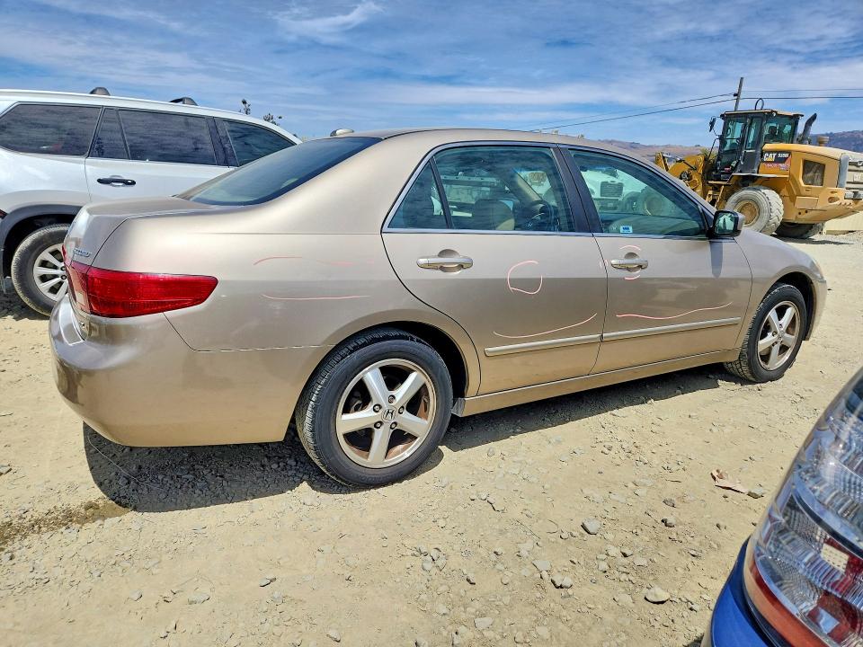 Photo 3 from auction – 2005 HONDA ACCORD with VIN 1HGCM56865A066034
