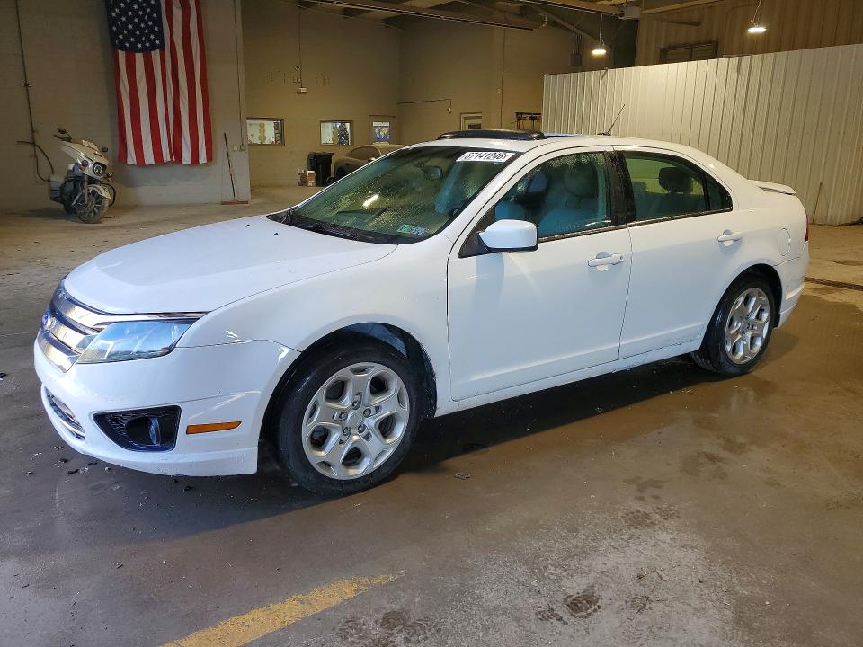 FORD FUSION 2011 with VIN 3FAHP0HA2BR277558 - Photo from auction