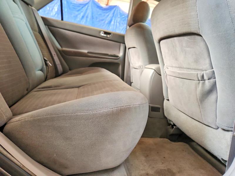 Photo 10 from auction – 2005 TOYOTA CAMRY with VIN 4T1BE32K95U609108