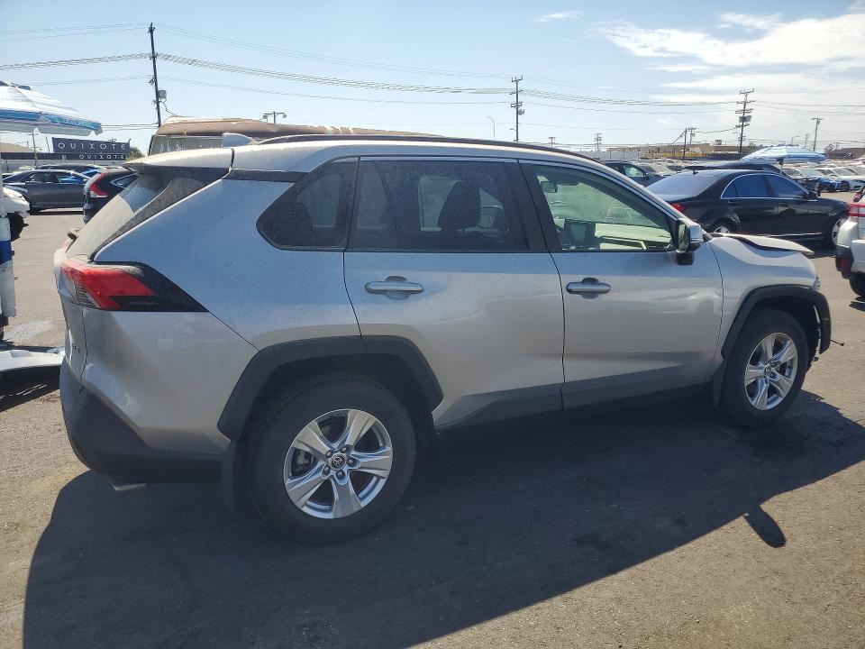 Photo 3 from auction – 2020 TOYOTA RAV4 with VIN JTMW1RFV5LJ020726