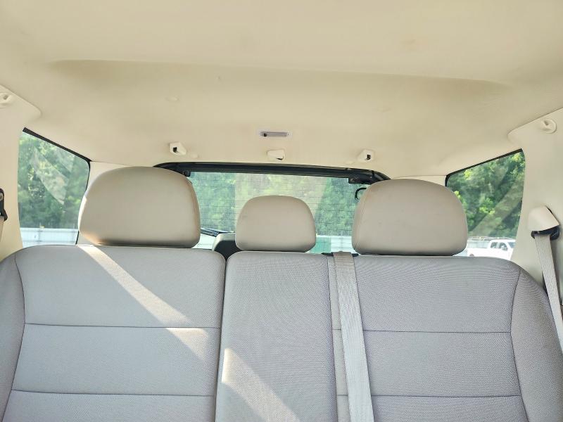 Photo 10 from auction – 2011 FORD ESCAPE with VIN 1FMCU0D78BKB45363