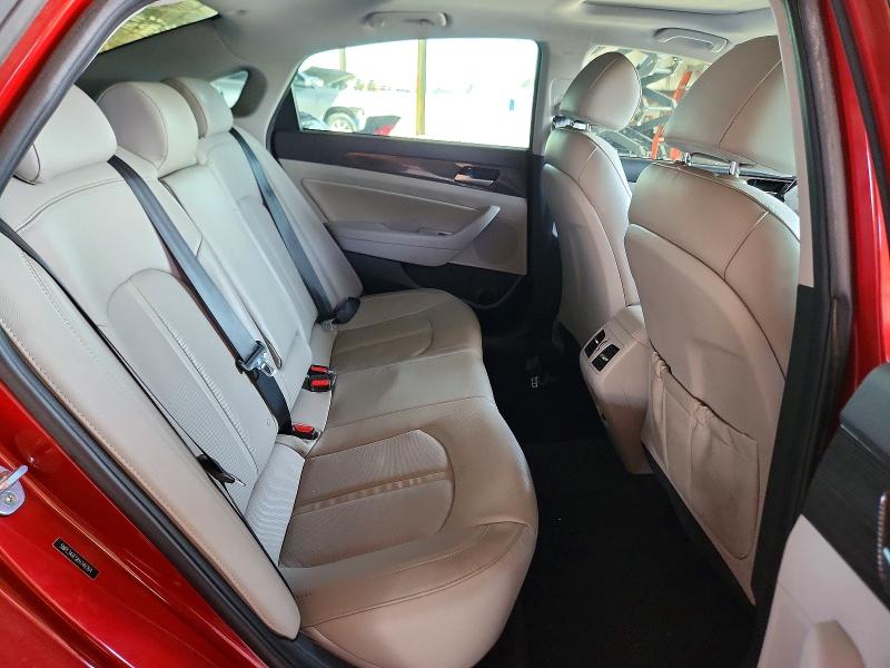 Photo 10 from auction – 2019 HYUNDAI SONATA with VIN 5NPE34AF5KH746764