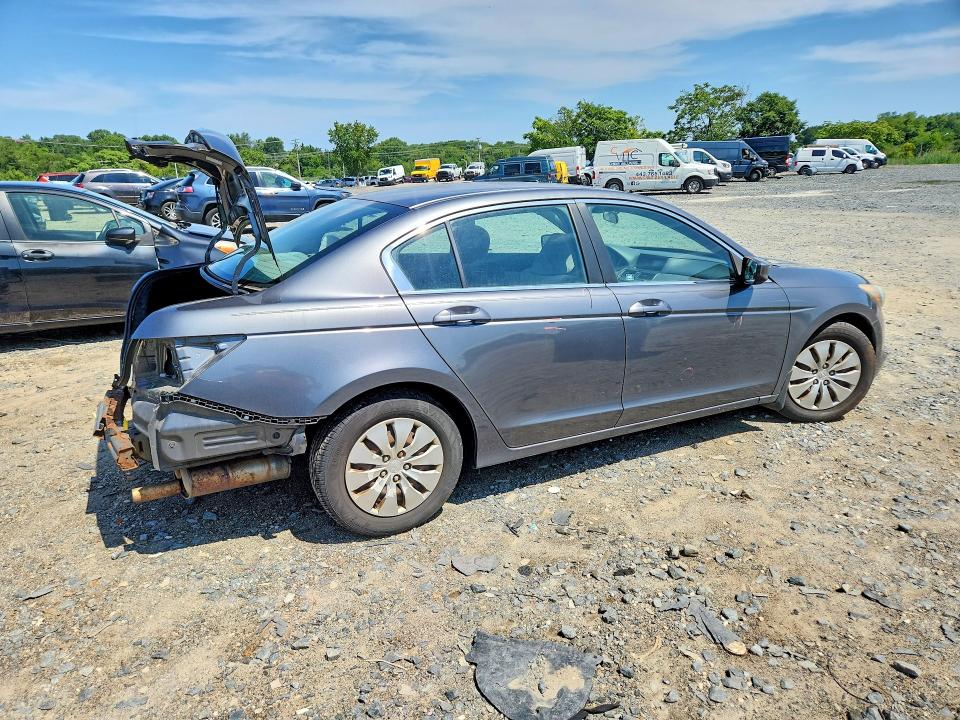 Photo 3 from auction – 2010 HONDA ACCORD with VIN 1HGCP2F30AA120593