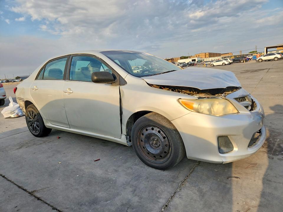 Photo 4 from auction – 2013 TOYOTA COROLLA with VIN 5YFBU4EE5DP223994
