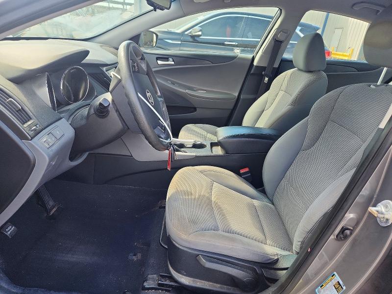 Photo 7 from auction – 2014 HYUNDAI SONATA with VIN 5NPEB4AC5EH907501