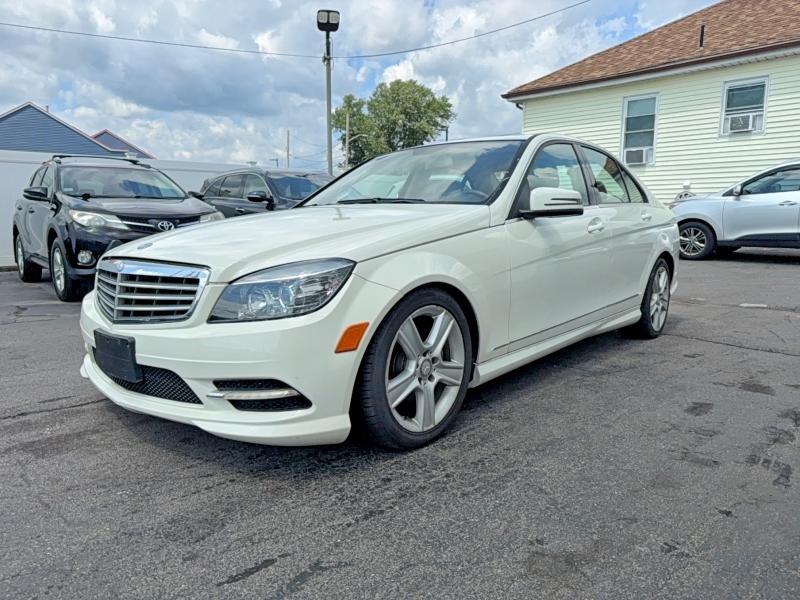 Zdjęcie 2 z aukcji – 2011 MERCEDES-BENZ C z VIN WDDGF8BB5BR174242
