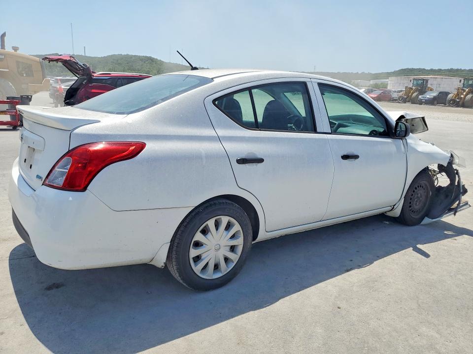 Photo 3 from auction – 2015 NISSAN VERSA with VIN 3N1CN7AP7FL953984