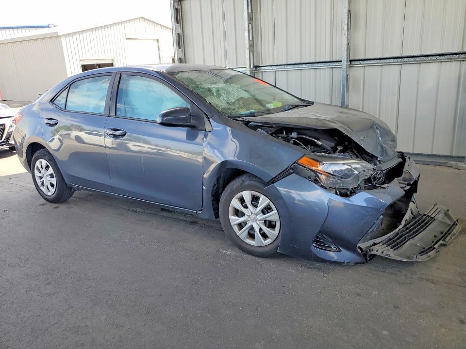 Photo 4 from auction – 2017 TOYOTA COROLLA with VIN 2T1BURHE7HC960483