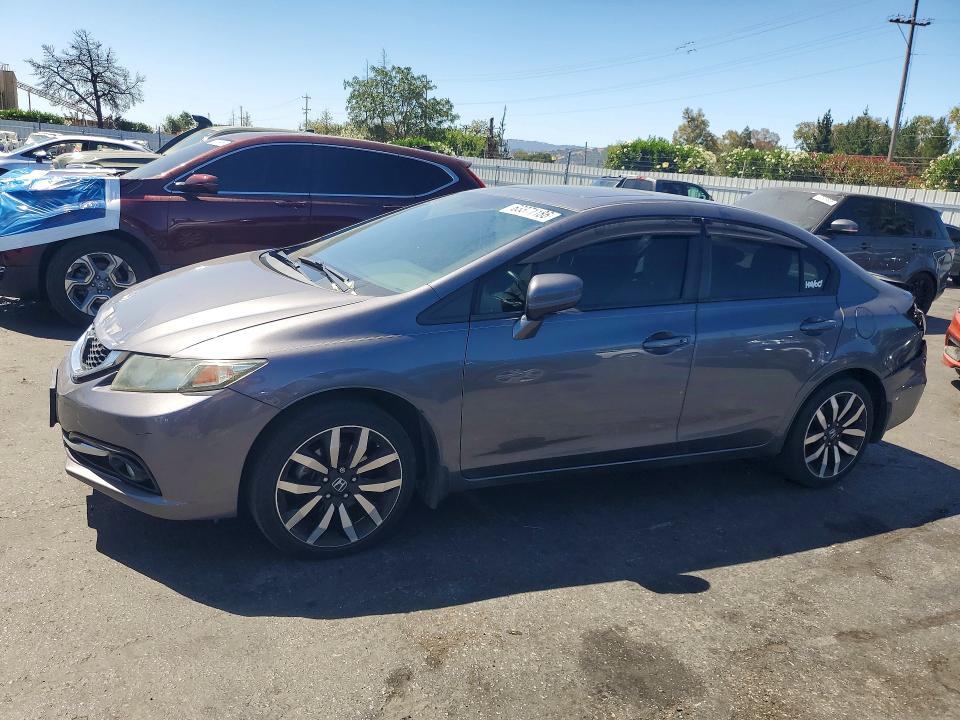 HONDA CIVIC 2015 z numerem VIN 19XFB2F94FE014974 - Zdjęcie z aukcji
