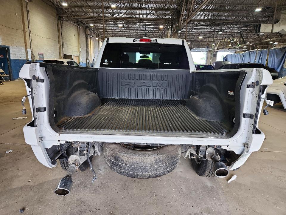 Photo 6 from auction – 2021 RAM 1500 with VIN 1C6SRFBT6MN714692
