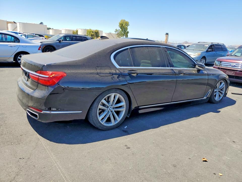 Фото 3 с аукциона – 2016 BMW 750 с VIN WBA7F0C50GGL99494