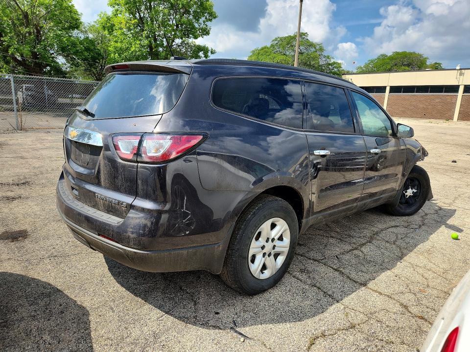 Photo 3 from auction – 2016 CHEVROLET TRAVERSE with VIN 1GNKVFKD6GJ208313