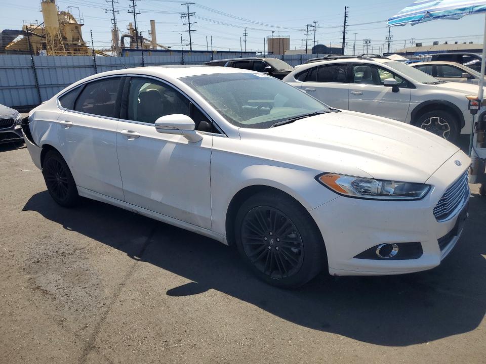 Photo 4 from auction – 2014 FORD FUSION with VIN 3FA6P0HD8ER235093