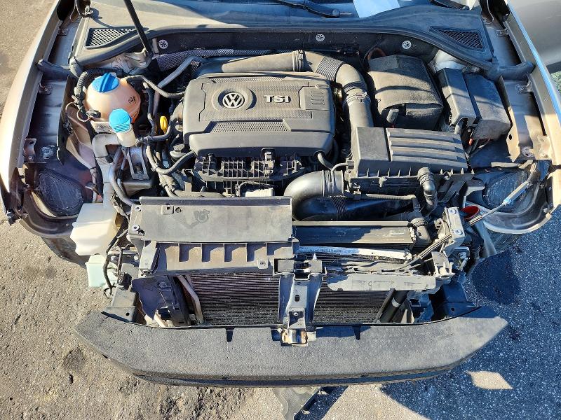 Photo 11 from auction – 2015 VOLKSWAGEN PASSAT with VIN 1VWAT7A35FC046974