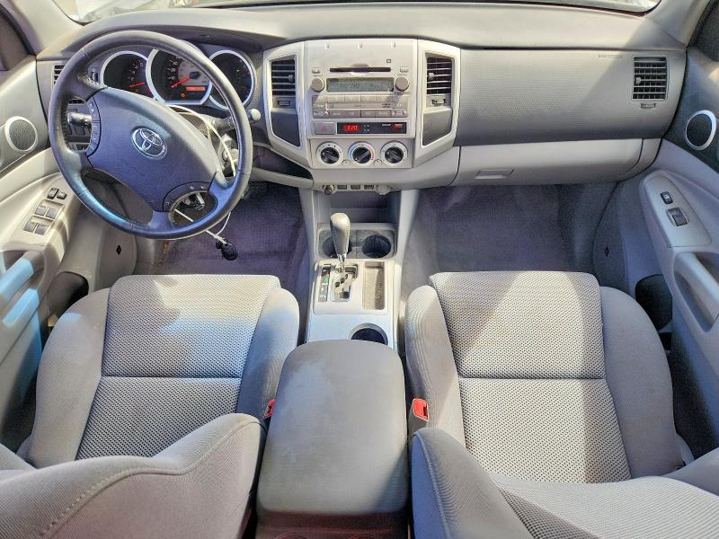 Photo 8 from auction – 2011 TOYOTA TACOMA with VIN 3TMJU4GN3BM113930