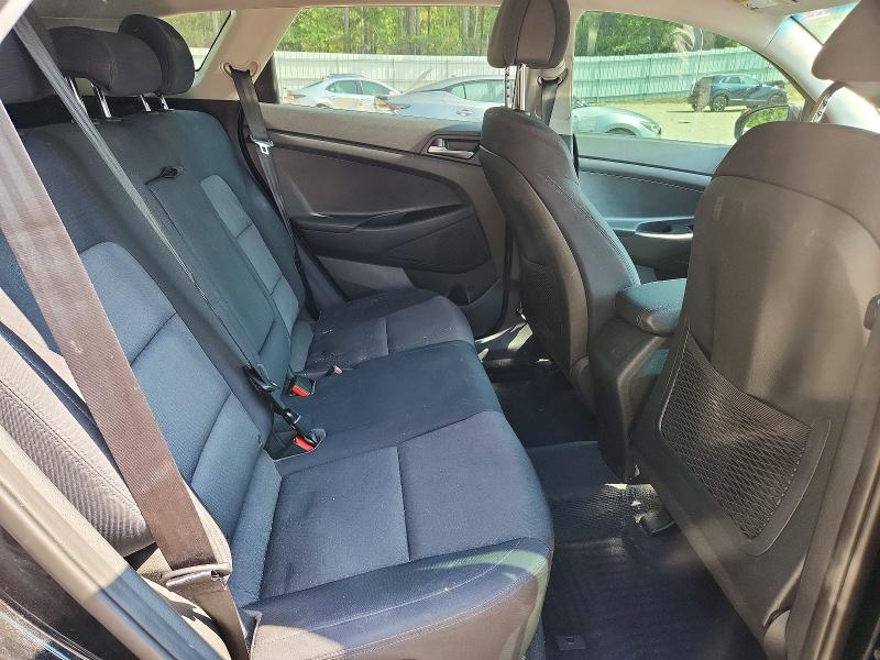 Photo 10 from auction – 2018 HYUNDAI TUCSON with VIN KM8J23A44JU635911